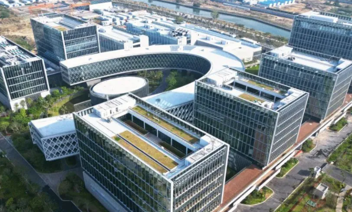北京连哲互动科技中心企业数字化解决方案的核心技术架构与落地路径解析